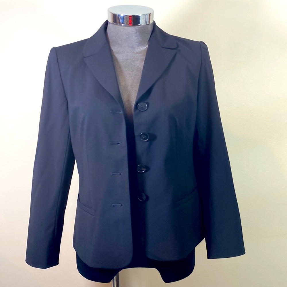 Lafayette148 New York black wool jacket size 6 B1D